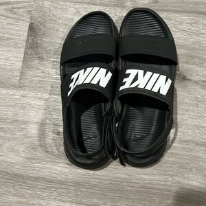 Size 11 Nike strap sandal black
